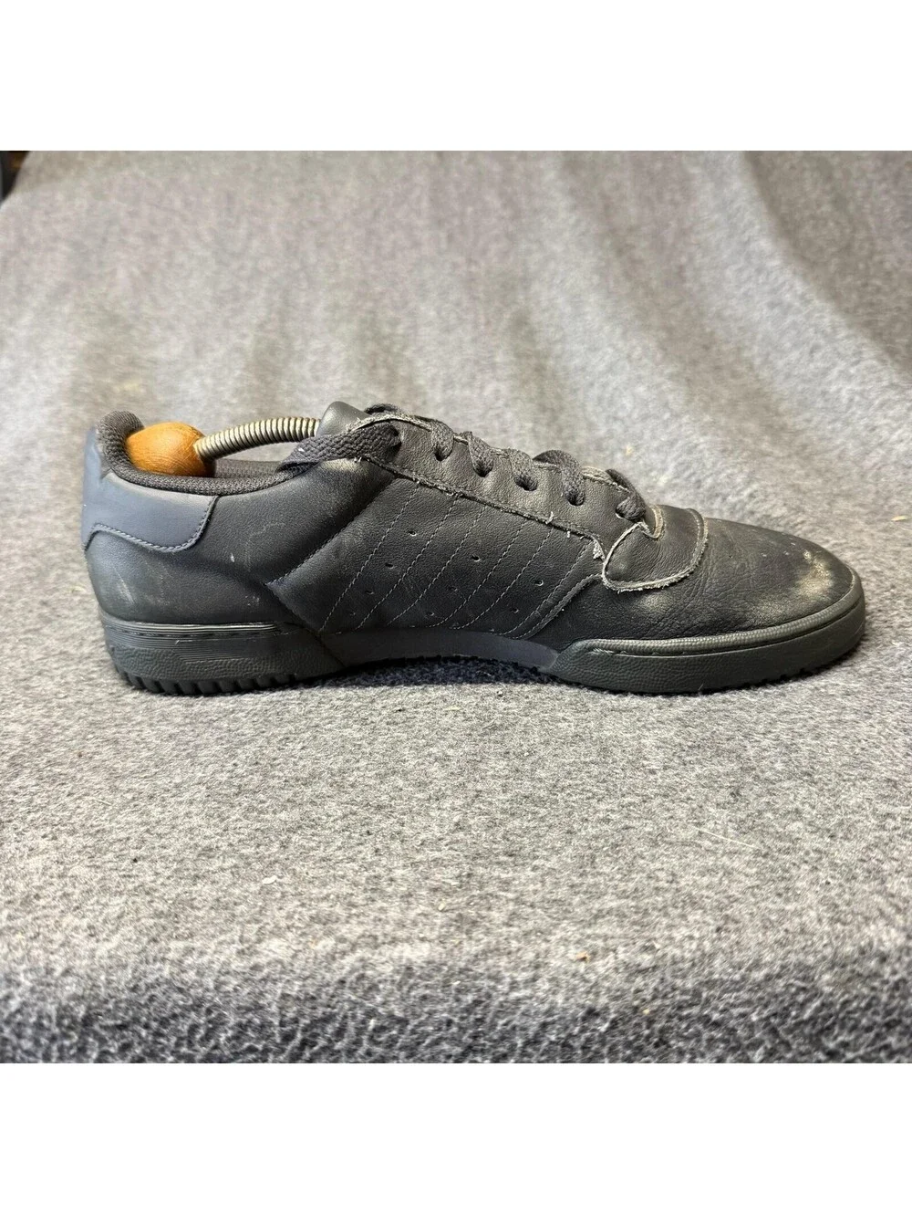 Adidas Calabasas Shoes Mens Size 10.5 Black Sneakers CG6420